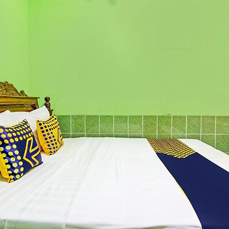 Spot On 93029 Pondok Wisata Sabar Menanti 2 班图尔 外观 照片