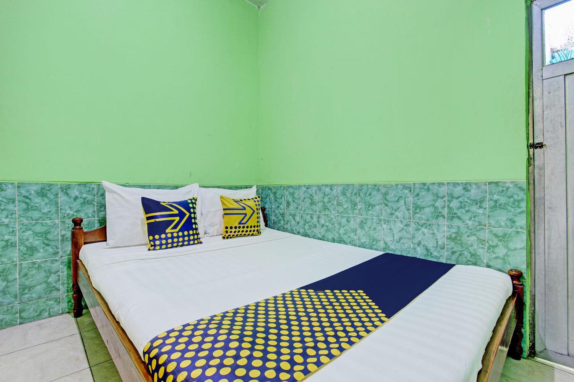 Spot On 93029 Pondok Wisata Sabar Menanti 2 班图尔 外观 照片
