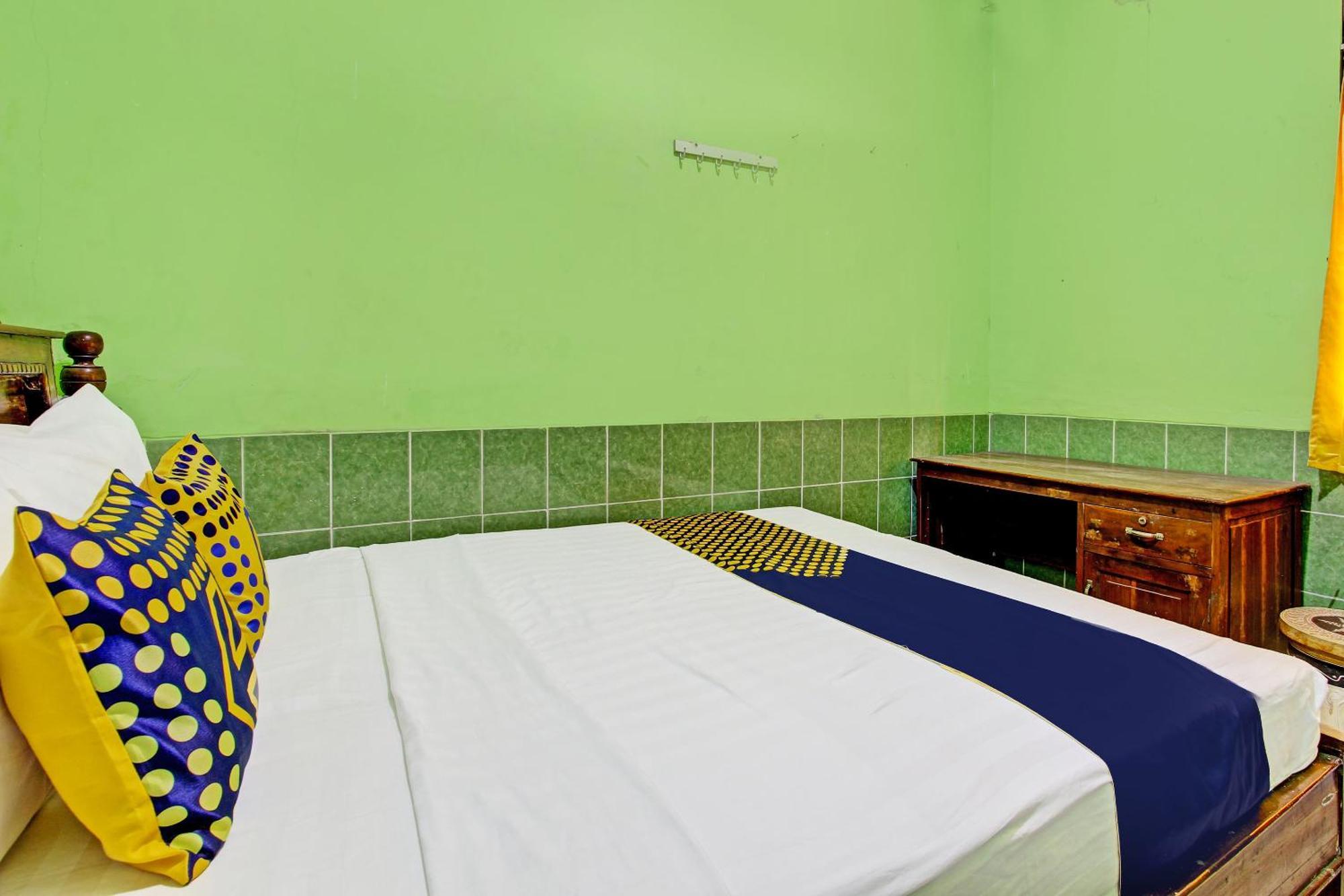 Spot On 93029 Pondok Wisata Sabar Menanti 2 班图尔 外观 照片